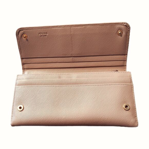 Prada (Authentic) Champagne Pink Leather & Gold w/ Bow Accent Fiocco Long Wallet - Picture 3 of 13